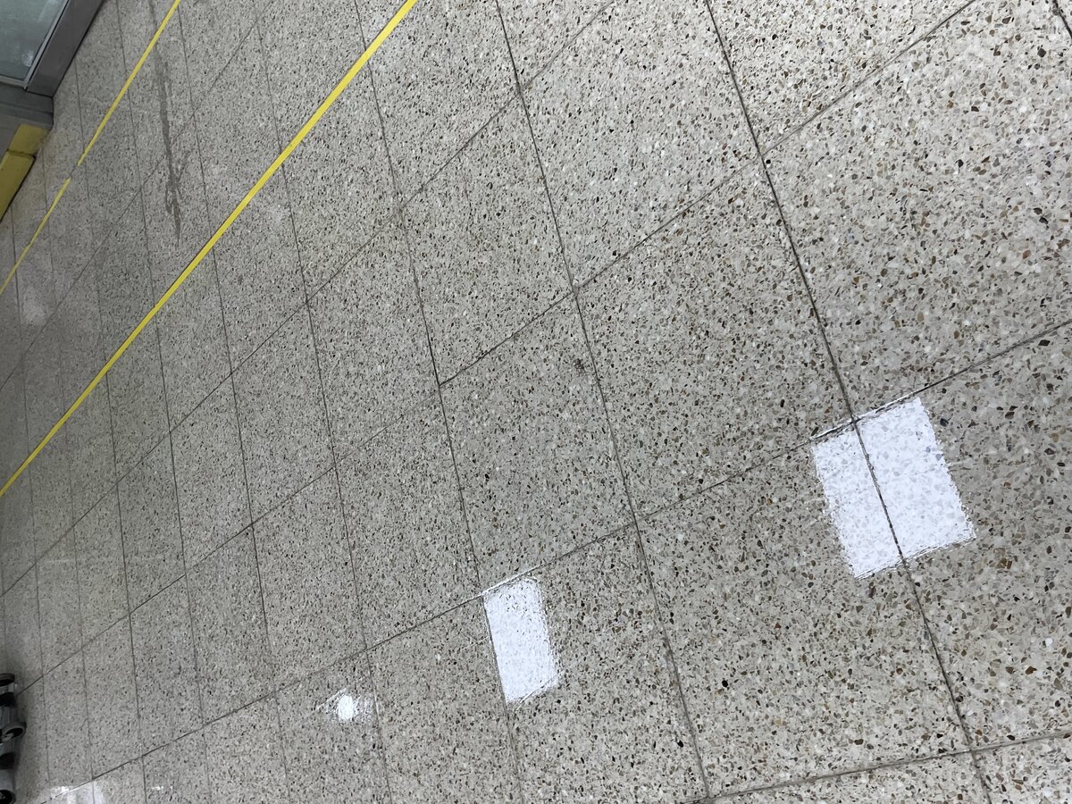 학교 교실 정기청소